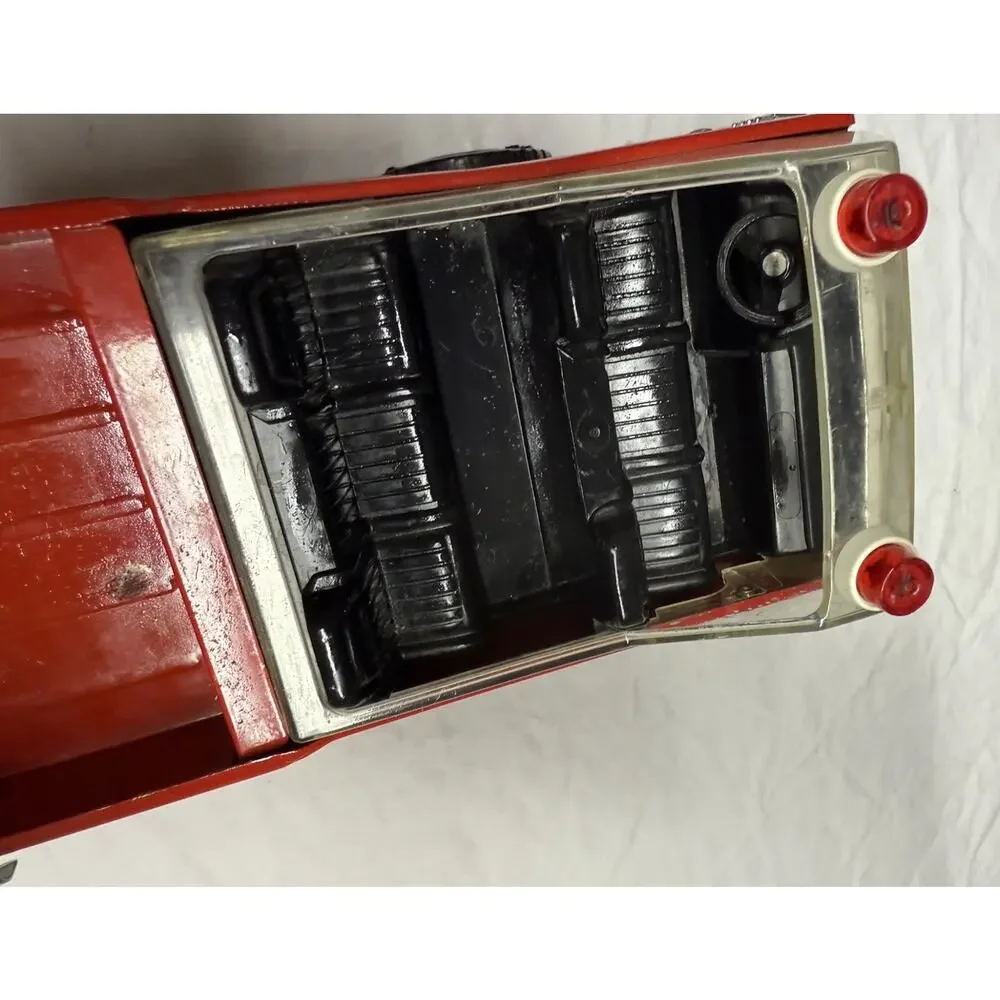 Vintage TONKA City of Blazedale Fire Ladder #2 Aerial Rescue Truck Red